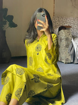 2 Pc Tree Design Beautiful Printed Shirt + Trouser (Banana Yellow)