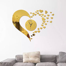 New design Heart shaped Acrylic material Wall clock