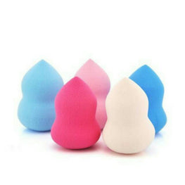 Beauty blenders sponge in different colours